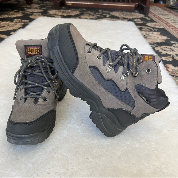Faded Glory Cliff Hiking Men’s Chukka Boots size 7.5 main image 12